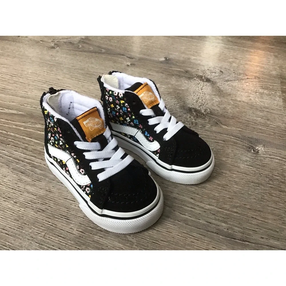 Vans Sk8-Hi Zip Ditsy Floral Black/Multi Toddler Size 4 Sneakers Zip Back